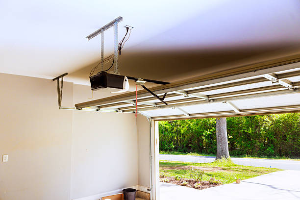 Top rated local Garage Door Roller Replacement specialists in Roanoke, AL